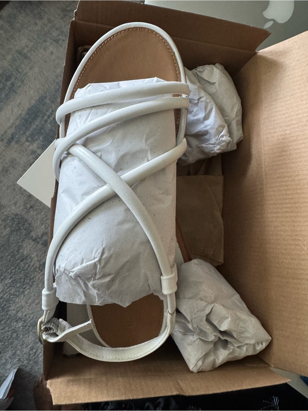 Fitflop Gracie White Strappy Flat Sandals - Women's - Picture 3 of 7